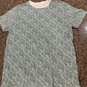 Lightly used T-shirt